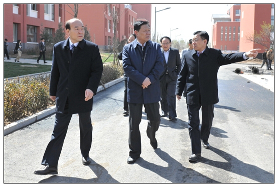 ����ѧԺ����У��������¡�ؾ�������ʦ����ס��ʽ