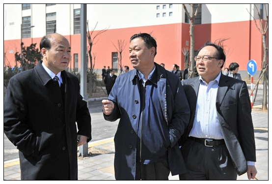 ����ѧԺ����У��������¡�ؾ�������ʦ����ס��ʽ