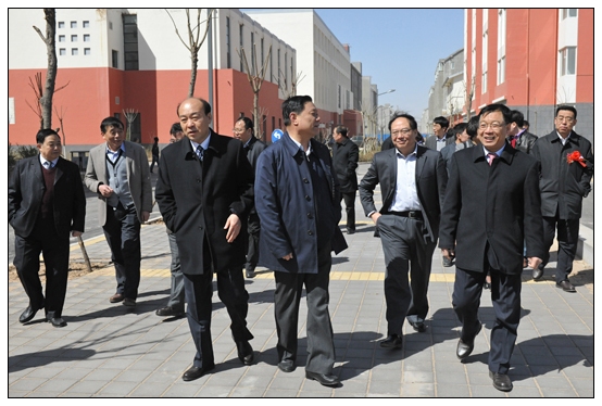 ����ѧԺ����У��������¡�ؾ�������ʦ����ס��ʽ