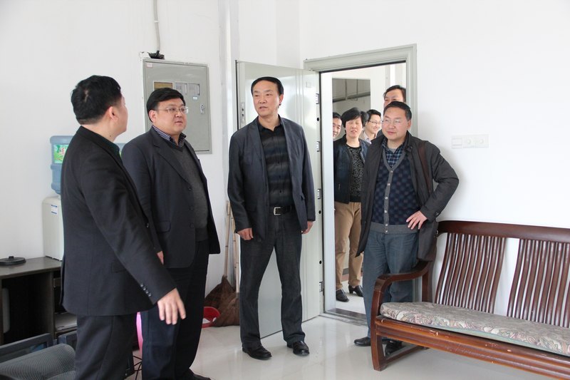 ������һ������Ͽ��ѧ�Ƽ�ѧԺ�ֳ��칫