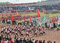 郑州大学2013“阳光体育田径运动会”图片新闻(三)