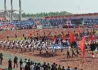 郑州大学2013“阳光体育田径运动会”图片新闻(三)