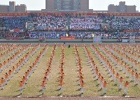 郑州大学2013“阳光体育田径运动会”图片新闻(三)