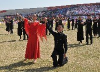 郑州大学2013“阳光体育田径运动会”图片新闻(三)