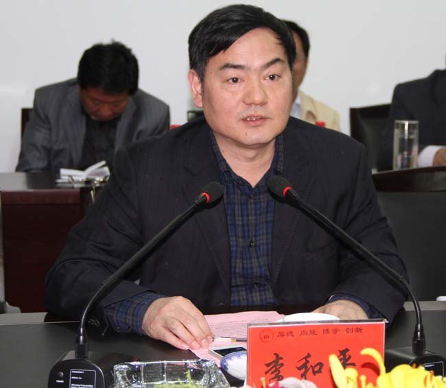 本科教学审核评估专家组总结反馈会顺利召开