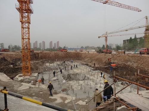 ���ⷿ׮������˳��ͨ����������