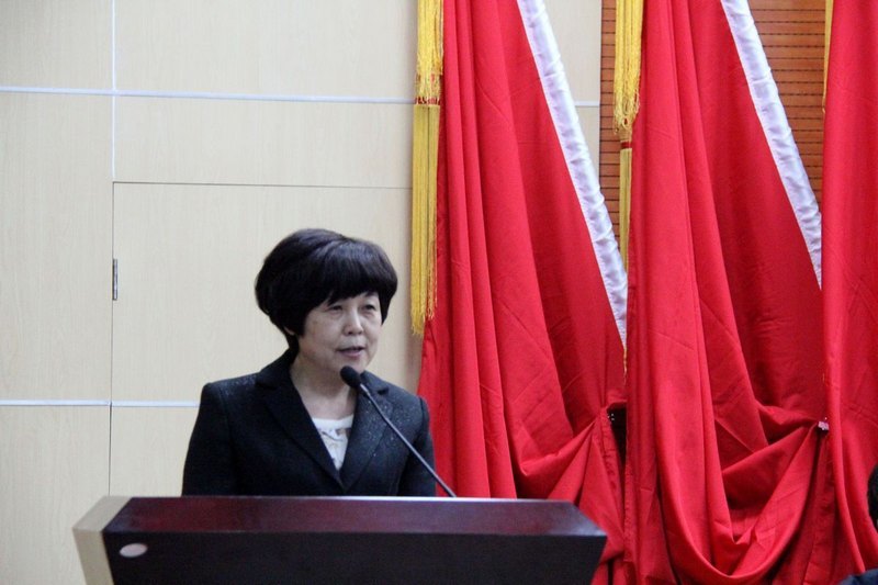 ����ѧԺ����һ�ν�ְ���ߵ����ι����Ա�������¡���ٿ�