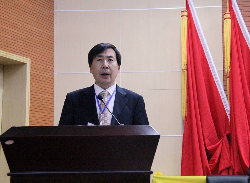 ����ѧԺ����һ�ν�ְ���ߵ����ι����Ա�������¡���ٿ�