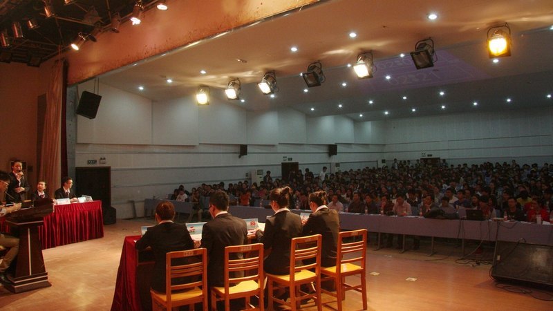 许昌学院第26届“雄才韬略”辩论赛闭幕