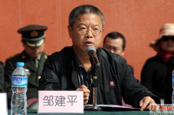 南京艺术学院举行2012级学生军训开营仪式