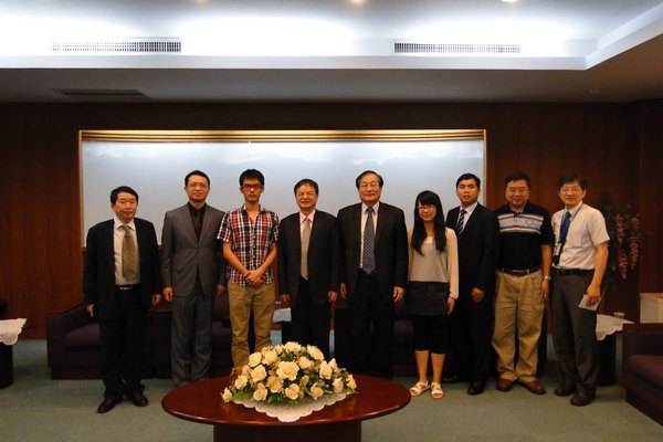 ̨УӦͱƽ̲ıдֶӷ̨У