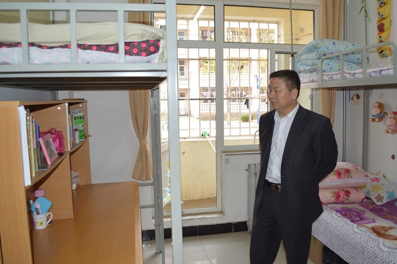 省高校学生宿舍管理工作检查评估组莅临烟台大学文经学院实地评估