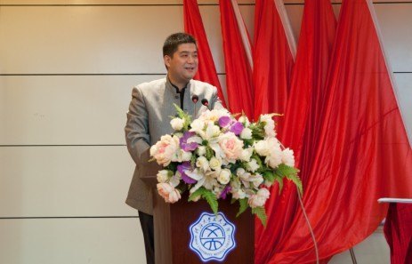 ���չ�ҵ��ѧ��ί��������Ϊ�Ӻ���ѧ����ѧԺ�����Ǹ���ѵ�����ڶ���