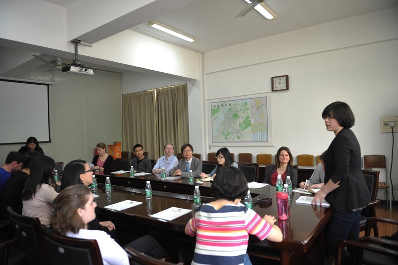 院领导会见“中国德语教师在德高校培训项目”代表团