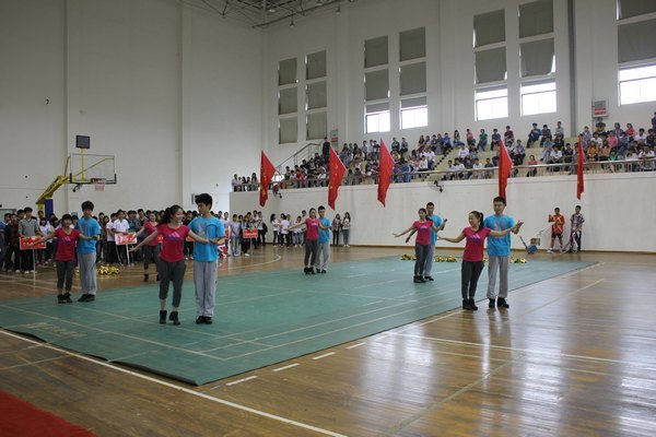 武汉工程大学第二十二届大学生体育节隆重开幕