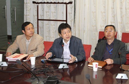 西安交通大学教授来校开展学术交流