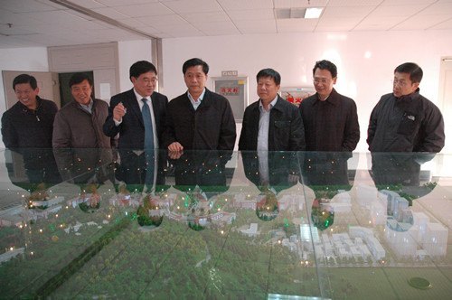 济南市建委田庄主任莅临山东建筑大学调研指导