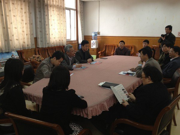 ��У������ƽ���ӵ�������п�չ����������������