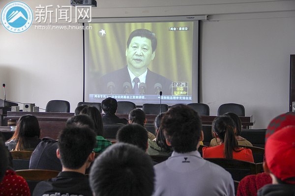 ��ϢѧԺѧ����֧�����ۡ������е��й��Ρ�