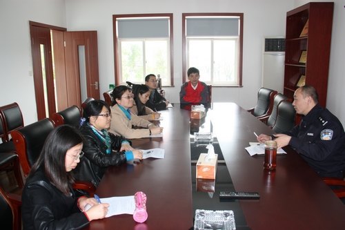 ����ѧ����֯ʦ�����ֶ�������������չ���ʵ��