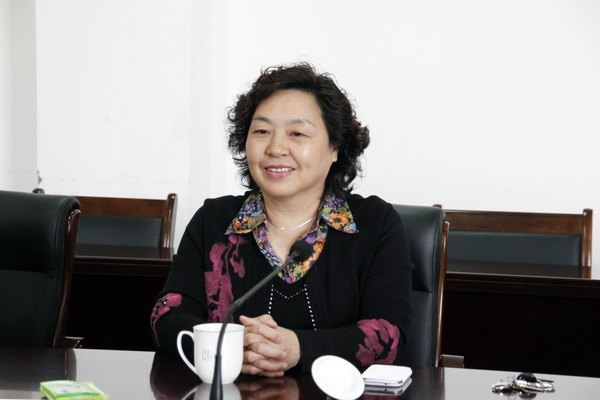 美国南加州大学陈证元博士来郑州职业技术学院做人文科学讲座