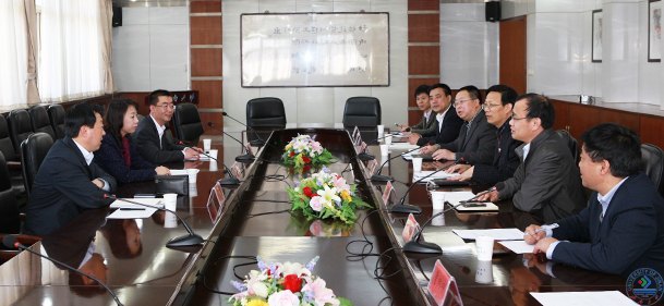 荣成市于彦东副市长一行来济南大学访问