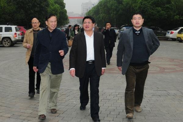 ʡ������������Ф����һ����У�Ӳ졾��ͼ��