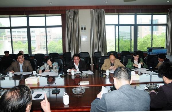 ʡ������������Ф����һ����У�Ӳ졾��ͼ��