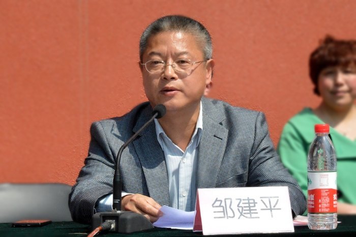 南京艺术学院召开2012级新生军训成果汇报表演暨表彰大会