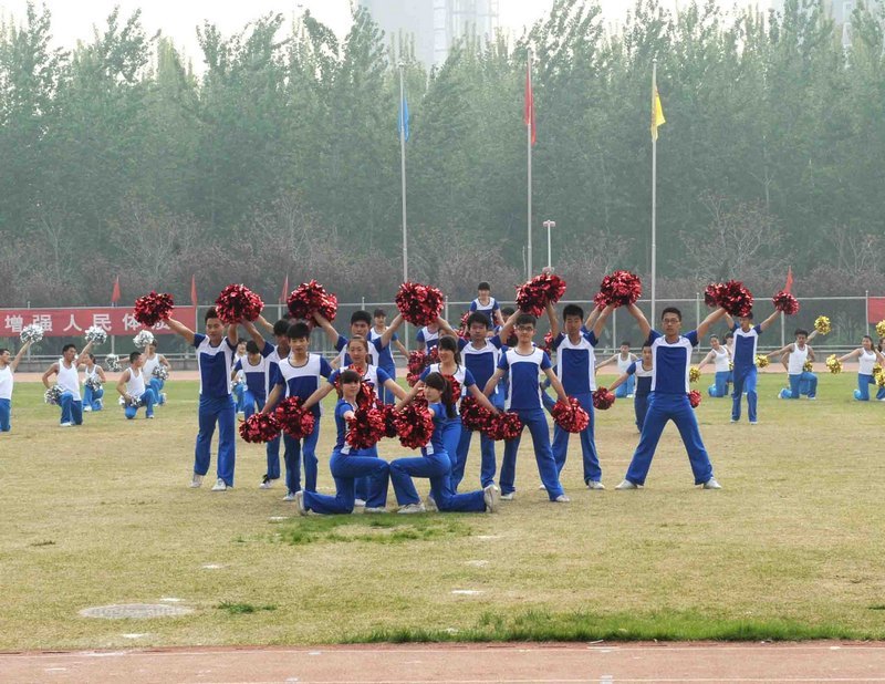 滨州学院第九届田径运动会隆重举行