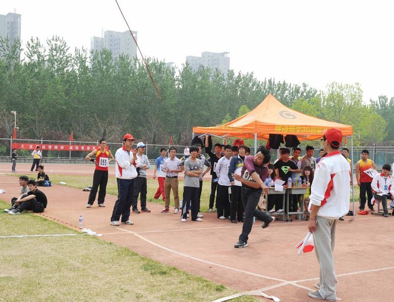 滨州学院第九届田径运动会隆重举行