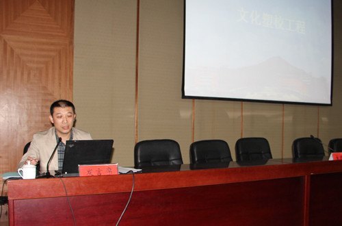 学校举行第二场“五大工程”宣讲会