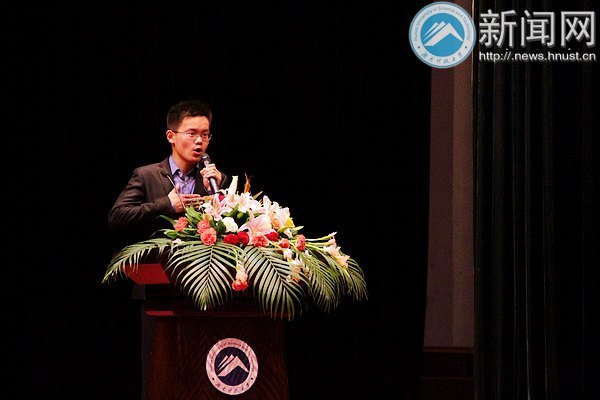 英语语言艺术团第四届Chris Cup英语演讲比赛完美收官