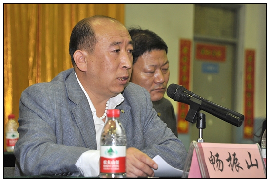 体育学院隆重举行五四表彰大会