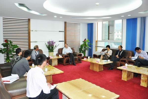 福州校友会苏绍彬秘书长一行回访母校