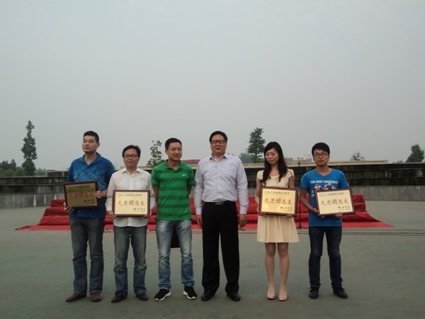 紧跟党的步伐 唱响时代赞歌——皖西学院“五?四”大合唱比赛暨团内表彰大会隆重举行