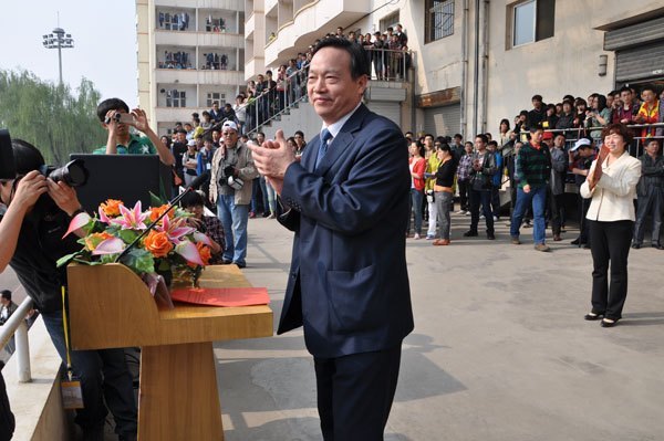 第35届学生春季运动会圆满落幕