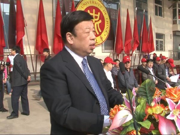 第35届学生春季运动会圆满落幕