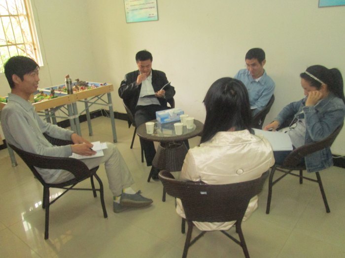 学工处心理健康指导中心开展心理案例讨论会