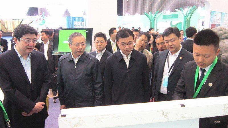 省领导高度评价中北大学学生科技创新作品