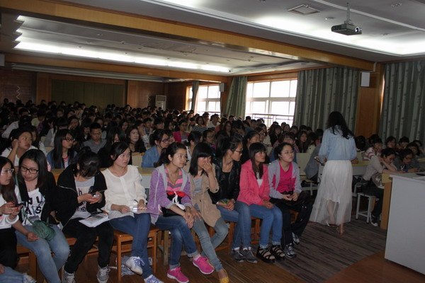 Art Is Life艺术公益讲座月首场活动举行