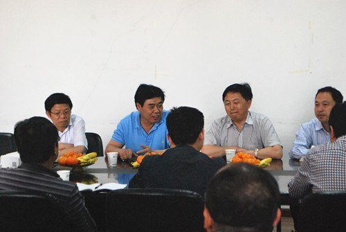 科技部、科技厅领导应邀来校指导软科学项目申报工作