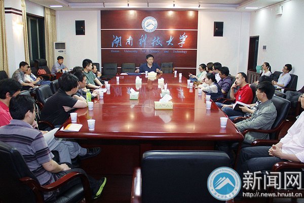 “教学礼拜”教师代表再聚谈问题