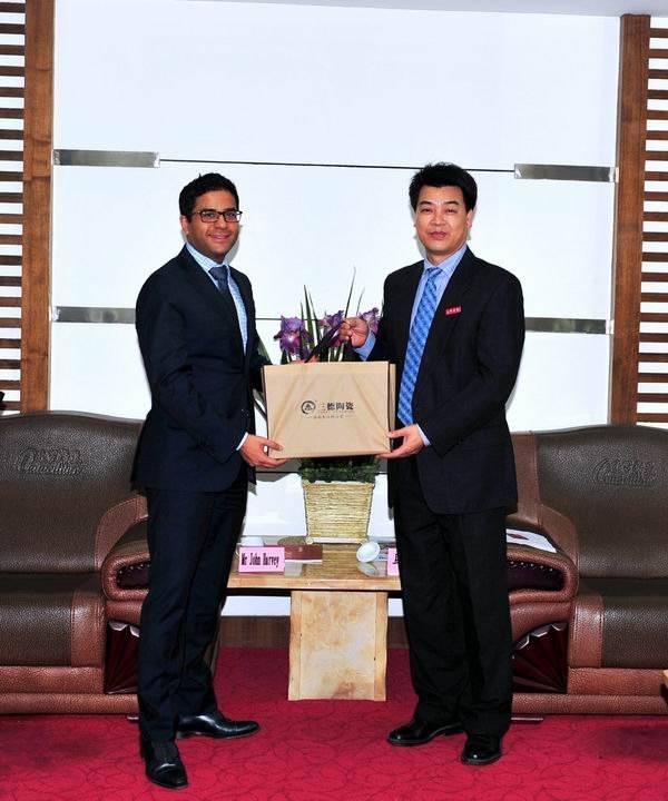 ����ѧԺ��Ĵ�����ī������������ѧԺ����ǩԼ��ʽ