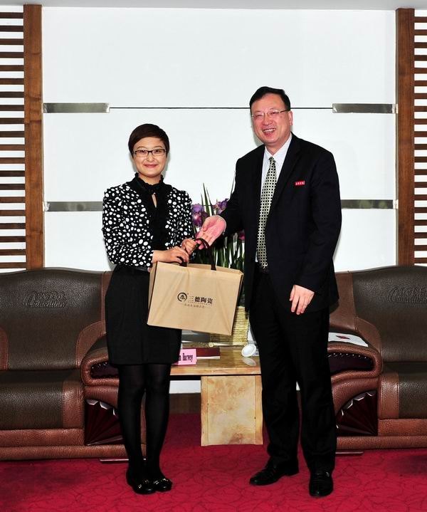 ����ѧԺ��Ĵ�����ī������������ѧԺ����ǩԼ��ʽ