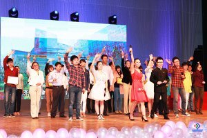 ���ϴ�ѧ���С��й��� �ഺ�Ρ�2013�����İ佱����