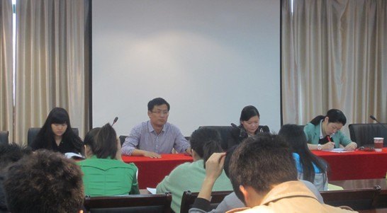 ��ľ����ϵ�ڶ�ѧ����֧����Ա��չ���˳���ٿ�