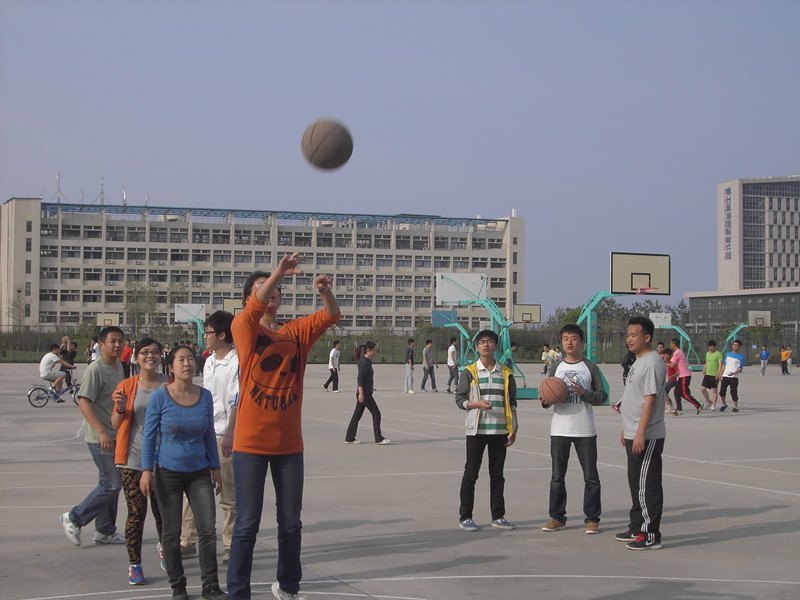 ѧԺ��ְ����չ��������