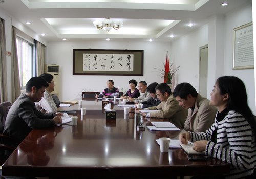 “两会”提案受重视市财政局来校答复