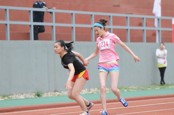 2013��У�ﾶ�˶�����Ӱ����(�������¡���)